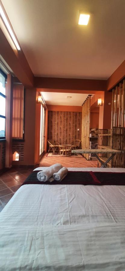Lalitpur Looniva Guest House מראה חיצוני תמונה